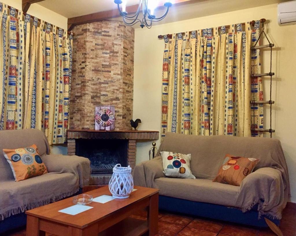 Torcales Del Lobo Apartamentos Rurales Pozo Alcón エクステリア 写真